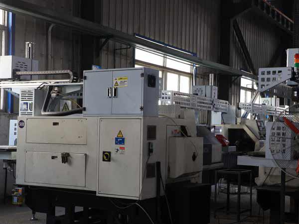 工廠設(shè)備八